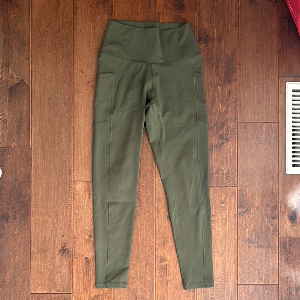 Dark Green ColorfulKoala Leggings